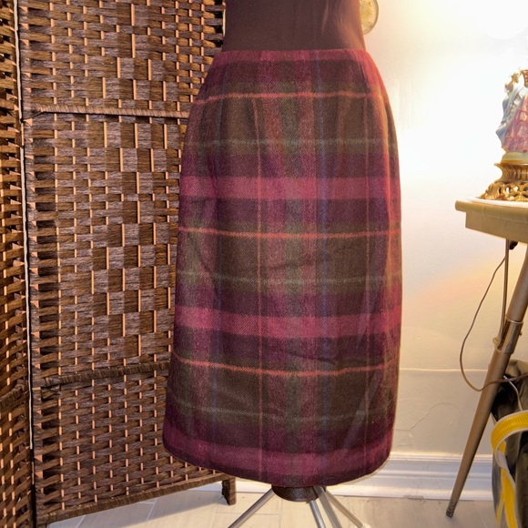 Talbots Burgundy and Olive Wool blend Plaid Pencil Skirt - Picture 3 of 7